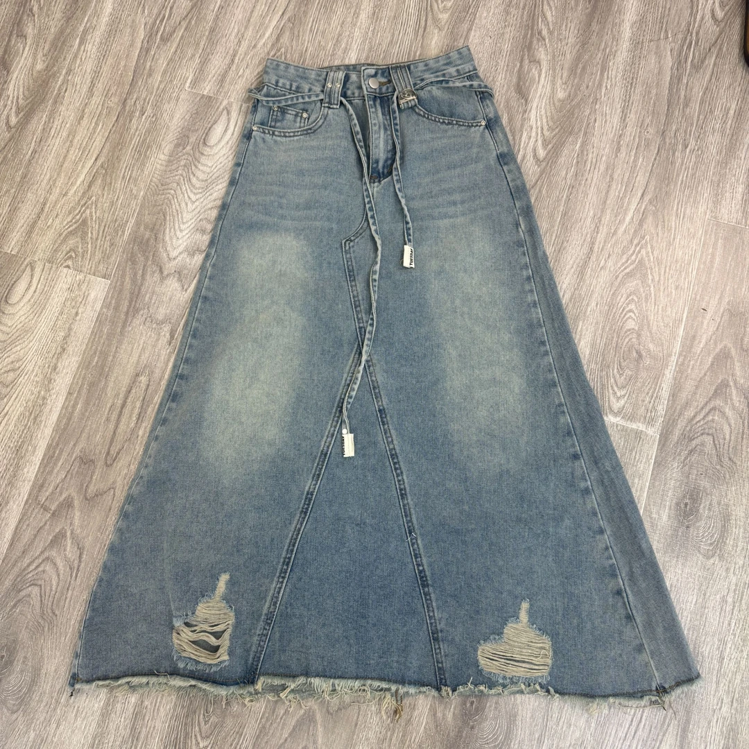 [no退no换]【复古港风】系绳高腰A字水洗破洞毛边牛仔半身长裙85217