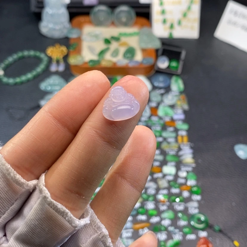 【闪购商品】翡翠挂件未镶嵌佛