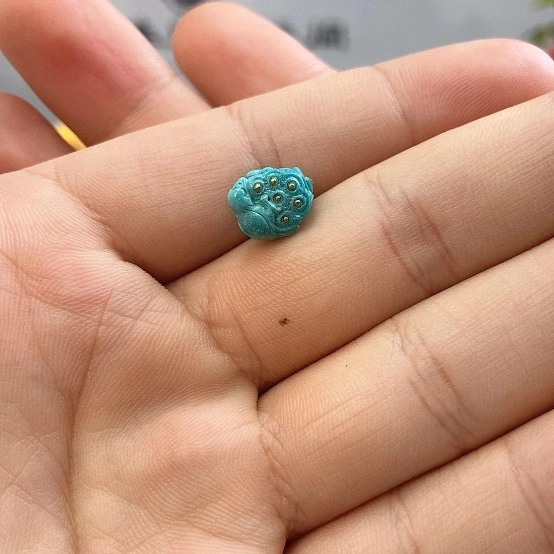 未镶嵌绿松石珠宝奇石