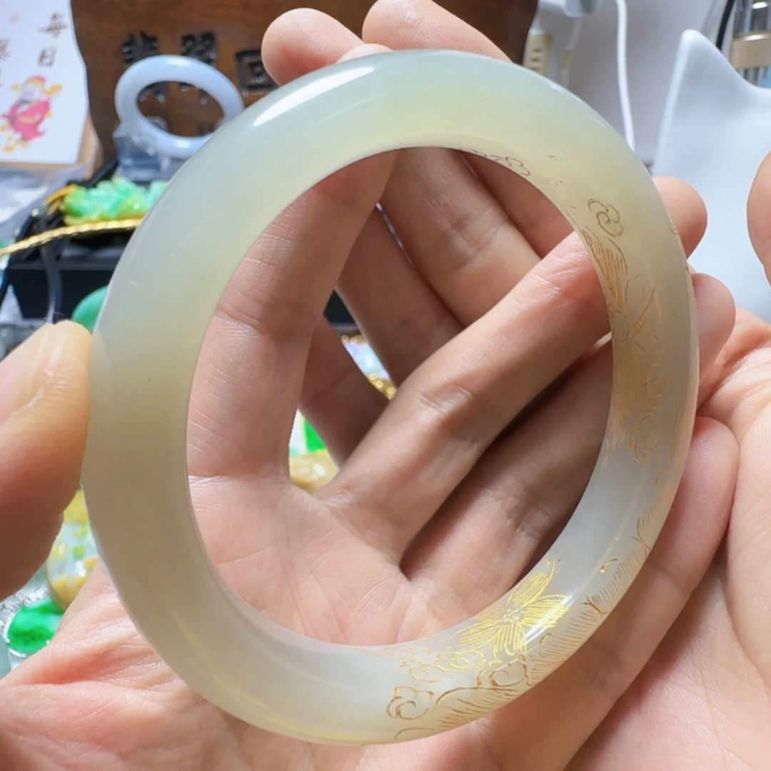 和田玉未镶嵌手镯和田玉660