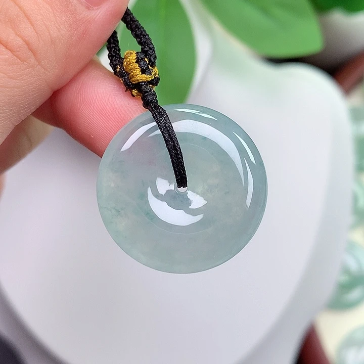 颈饰未镶嵌翡翠平安扣 25.4x5.7mm