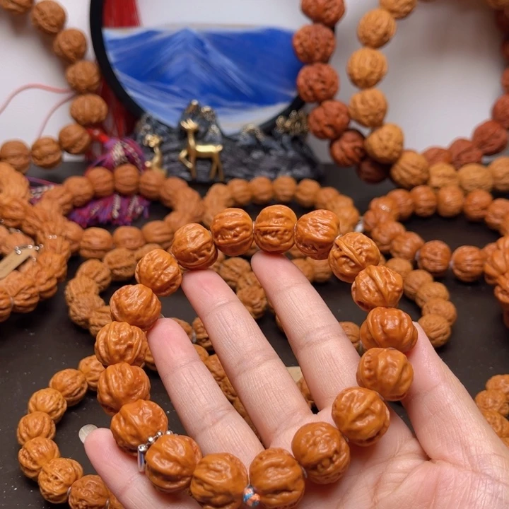 文玩核桃吊坠如**生核桃手串