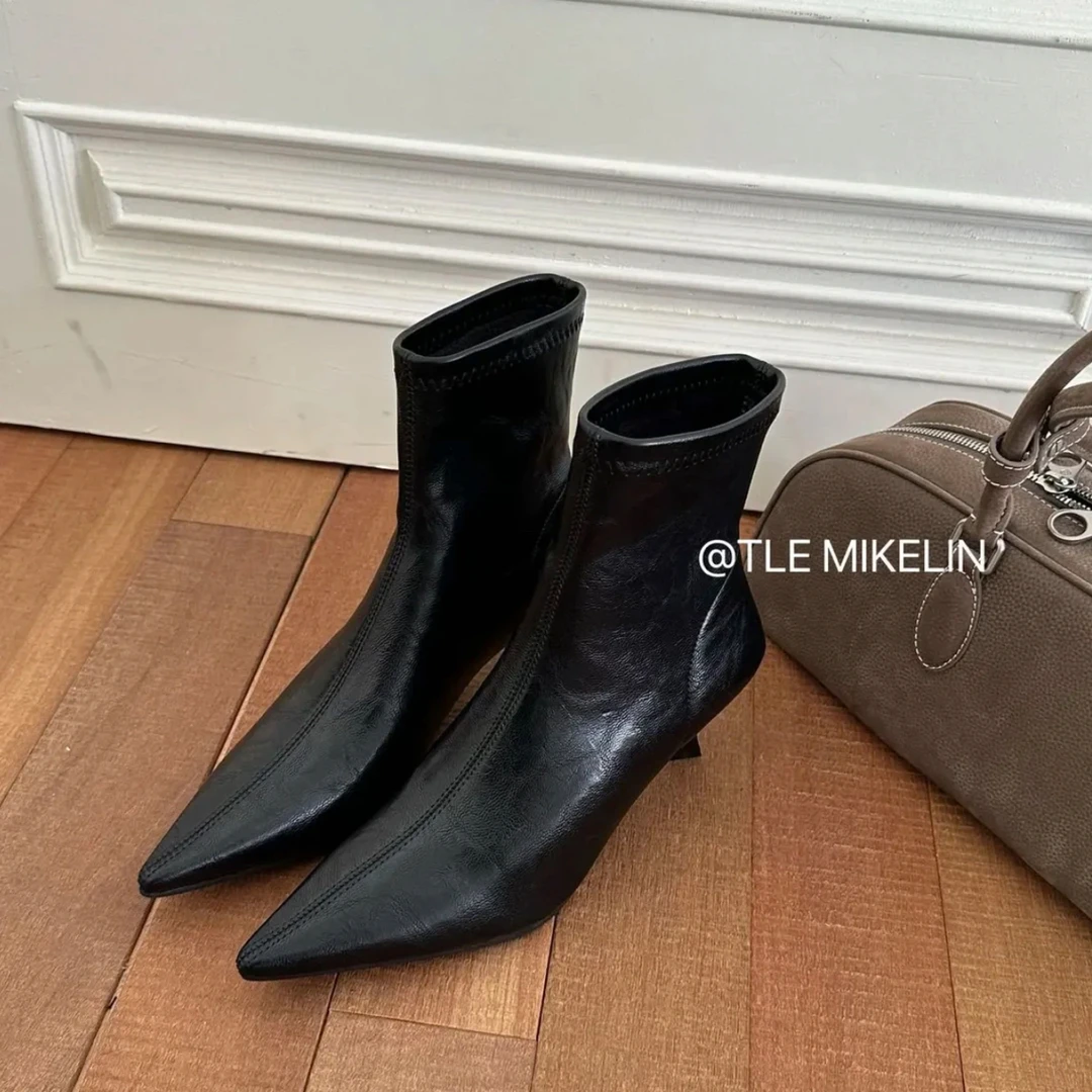2025秋冬新款复古尖头细跟高跟显瘦弹力皮面瘦瘦靴通勤百搭短靴