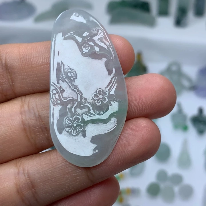 翡翠未镶嵌吊坠(不含链)