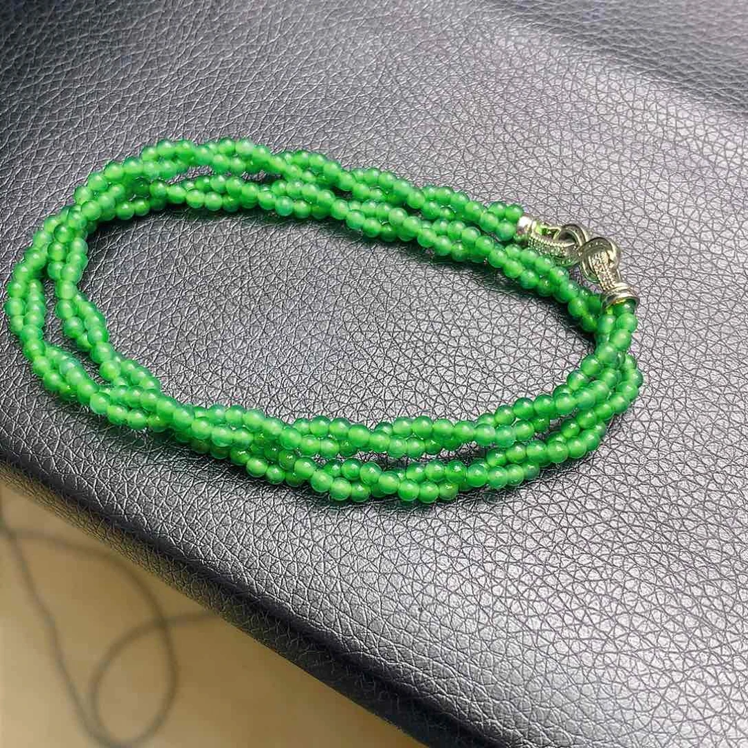 翡翠耳饰未镶嵌天然翡翠