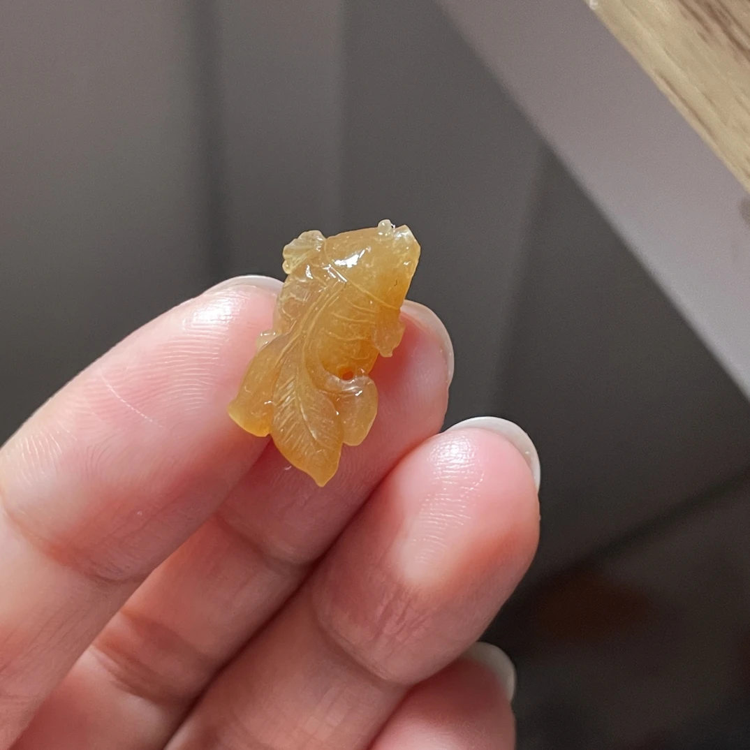 天然翡翠毛货自然光实拍满黄金鱼可手牌吊坠多用款