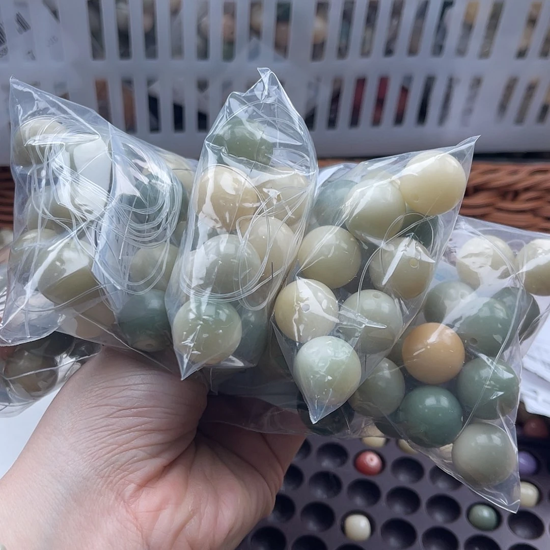 白玉菩提吊坠z瑕疵16mm/15瑕疵锅底