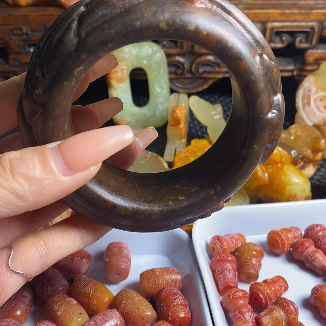 岫岩老玉（透闪石质玉）未镶嵌挂件