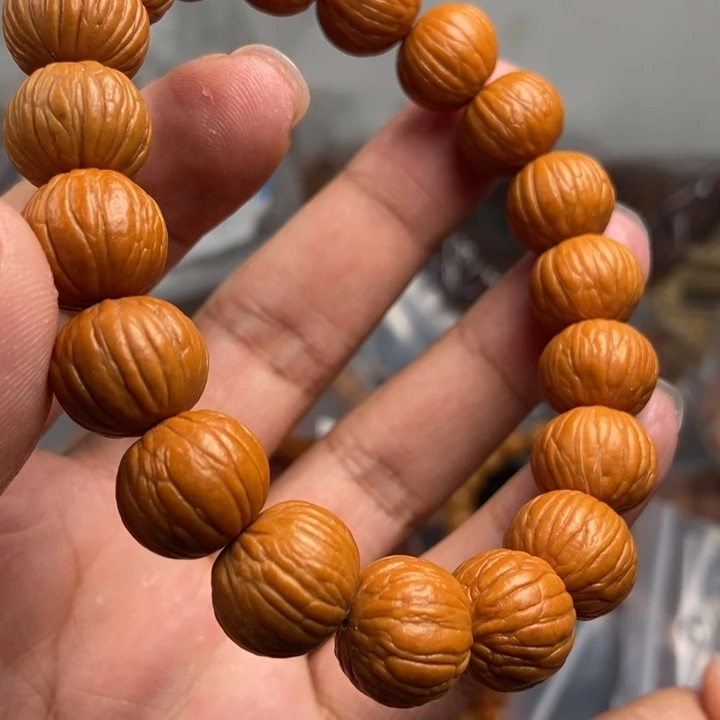 猴头核桃吊坠文玩手串