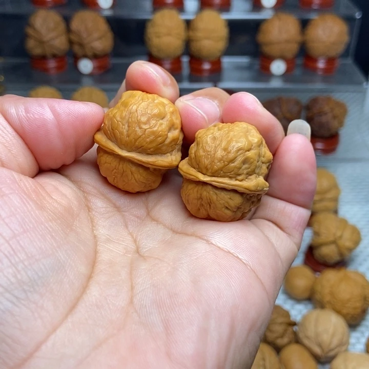 文玩核桃把件肌肉蛙48