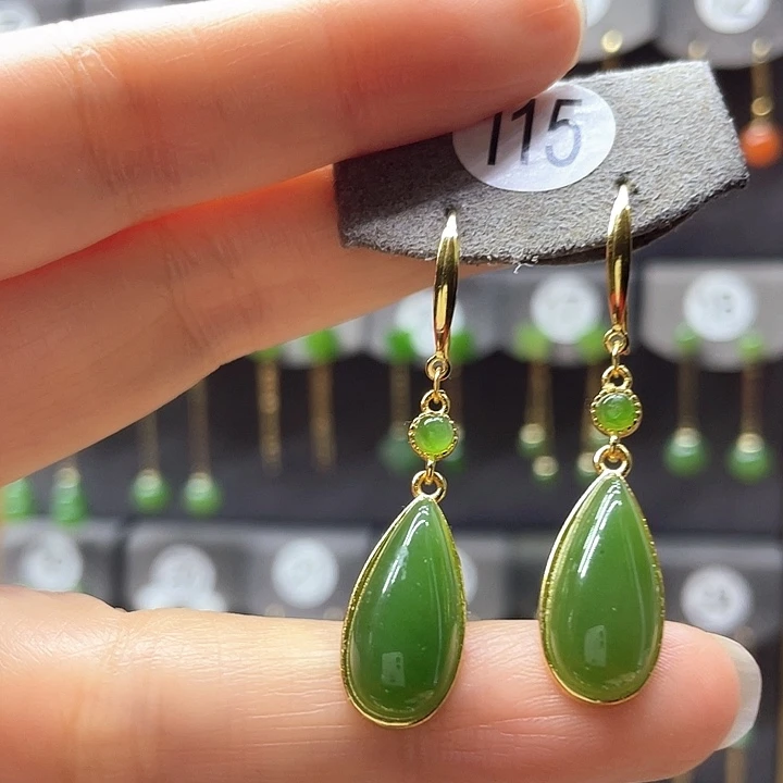 和田玉18K金镶嵌耳饰