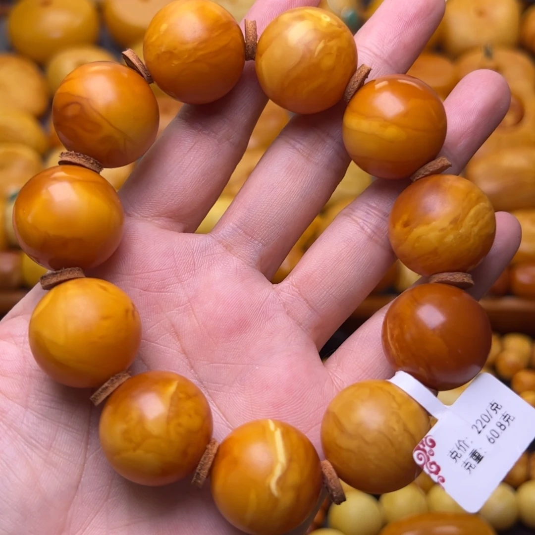 琥珀未镶嵌珠宝奇石21