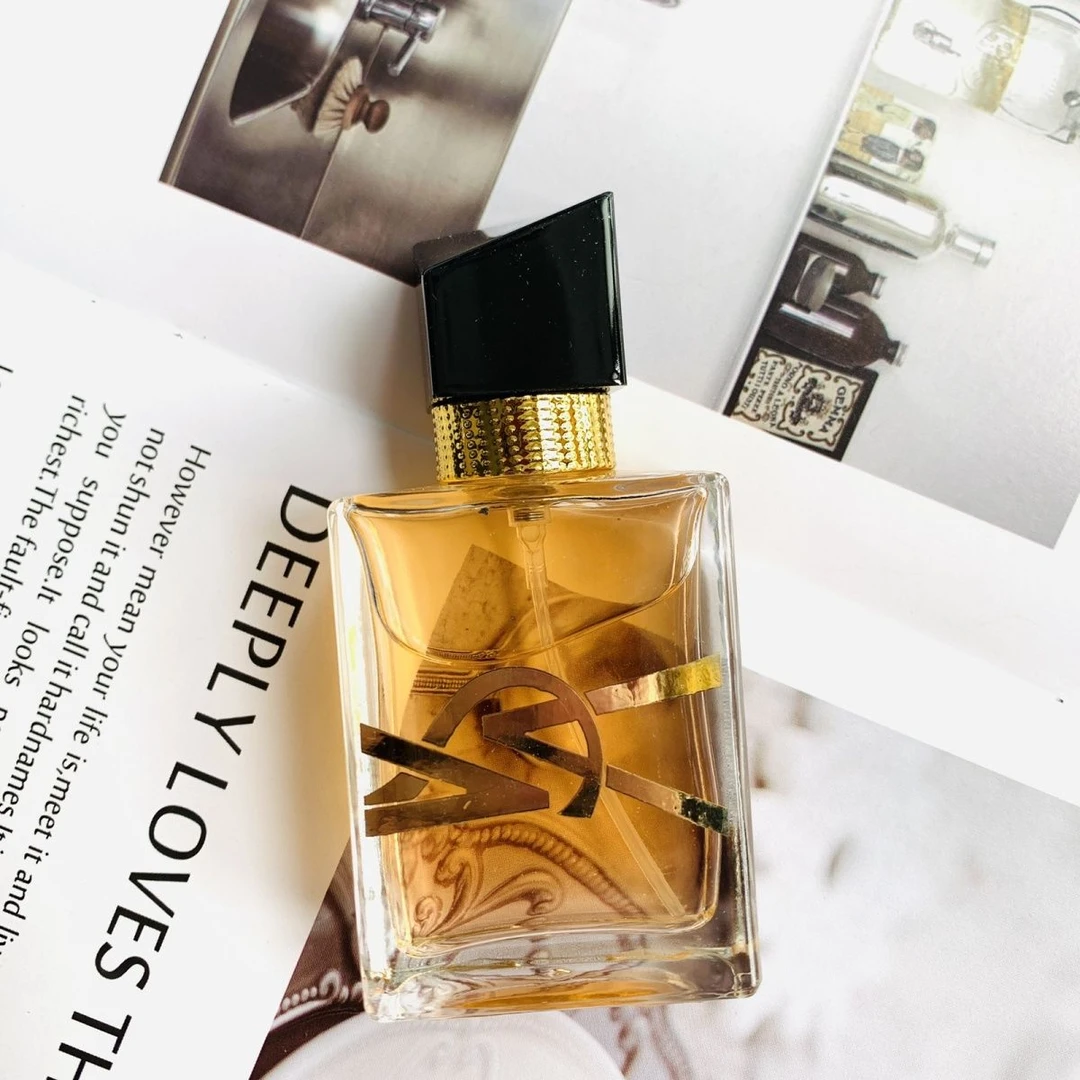 WARMKISS自由女士香水花果香调持久留香