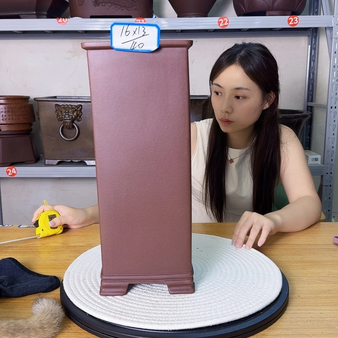 紫砂花盆紫砂花开