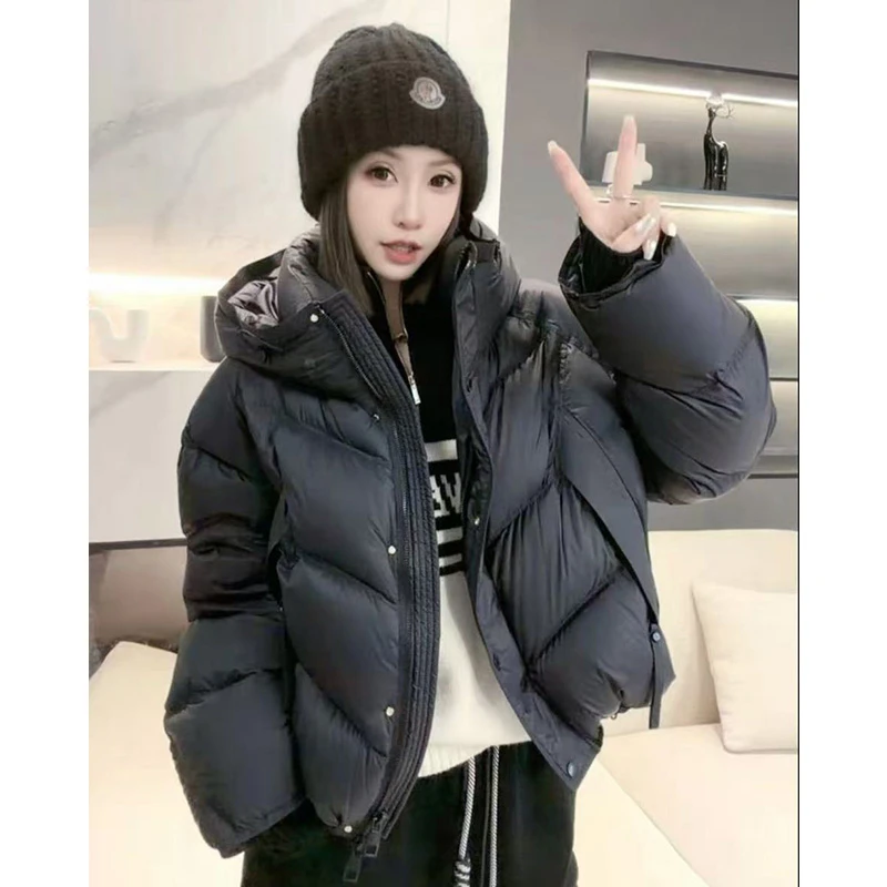 羽绒服女新短款连帽2025年新款韩版时尚冬季加厚宽松面包服外套潮