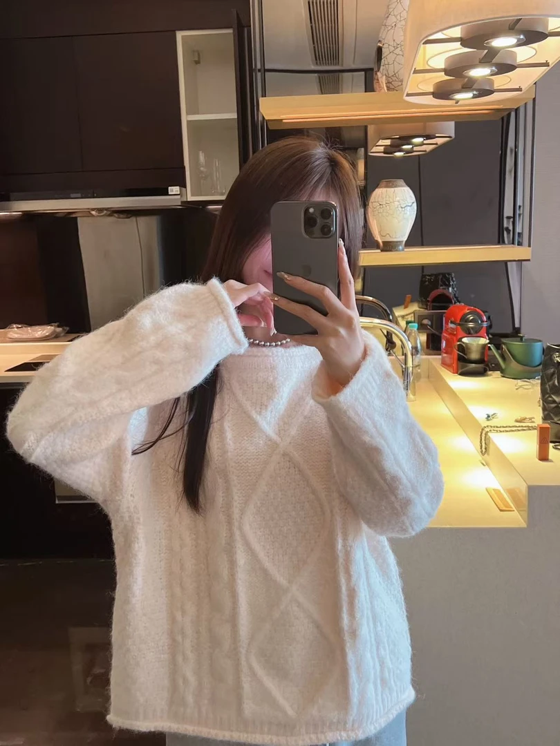 xxxwxz王希之  蜜桃立体小麻花双侧领毛衣#12987