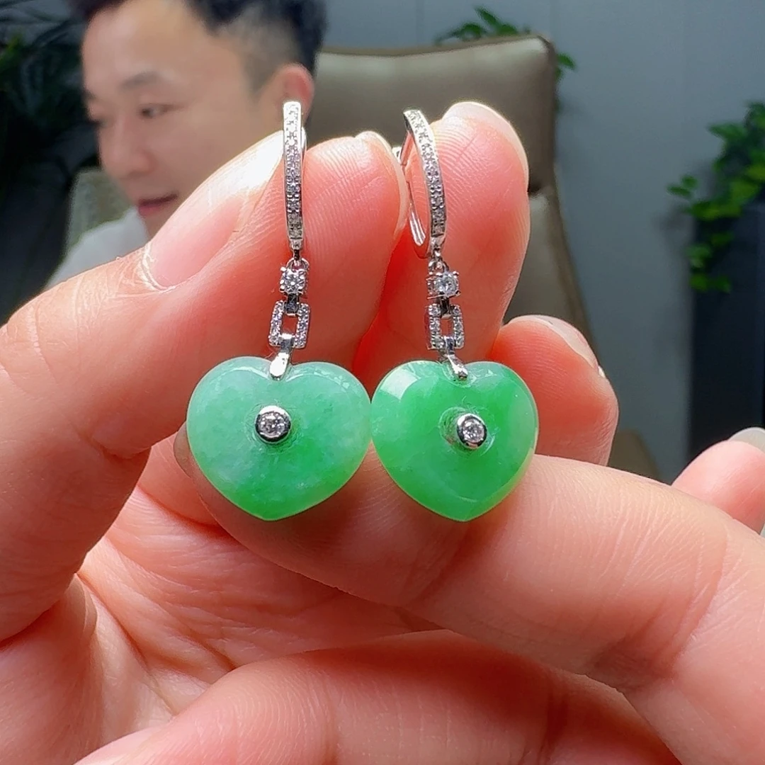 翡翠18K金镶嵌耳饰天然