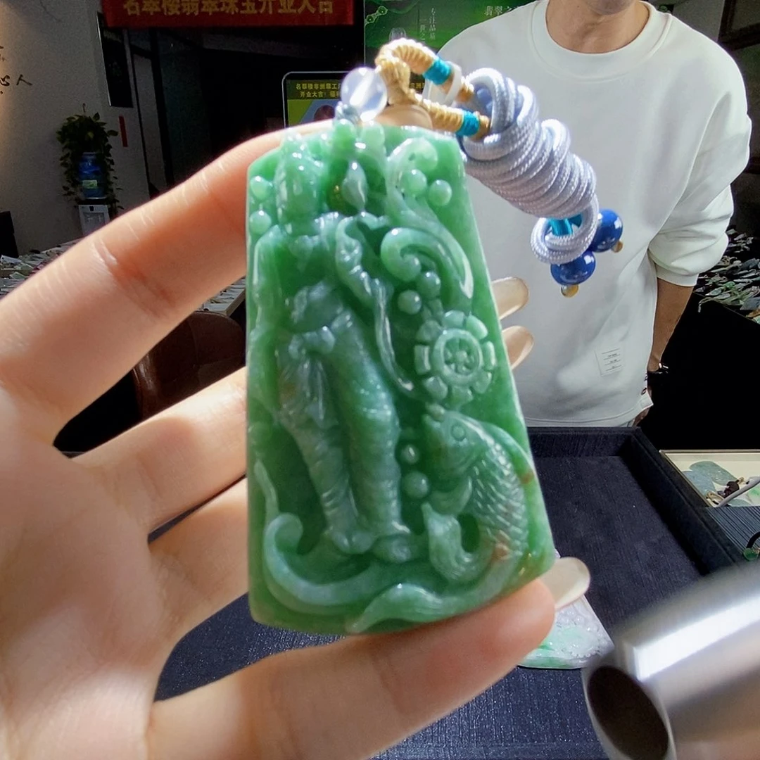 颈饰未镶嵌翡翠翡翠