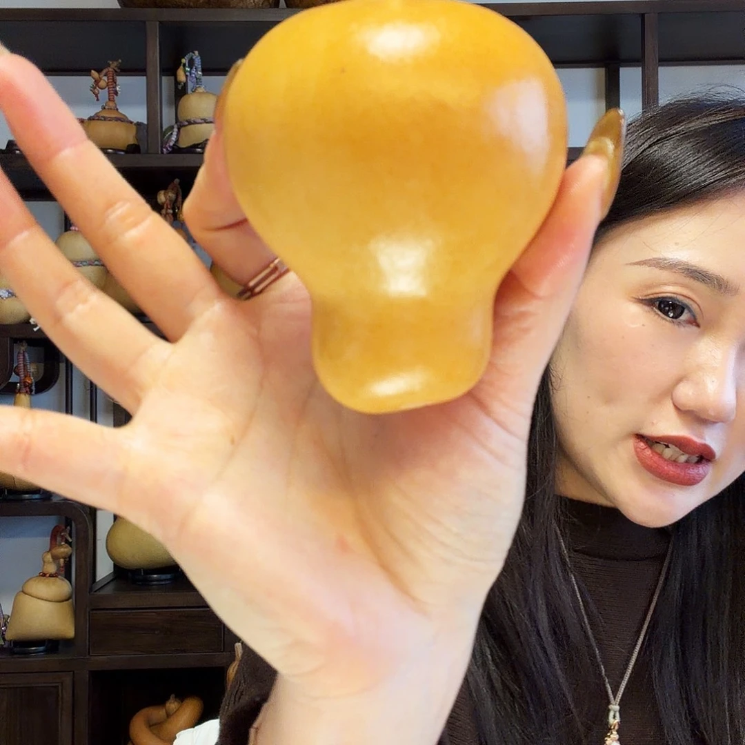 拥***我异型钱袋子葫芦把件