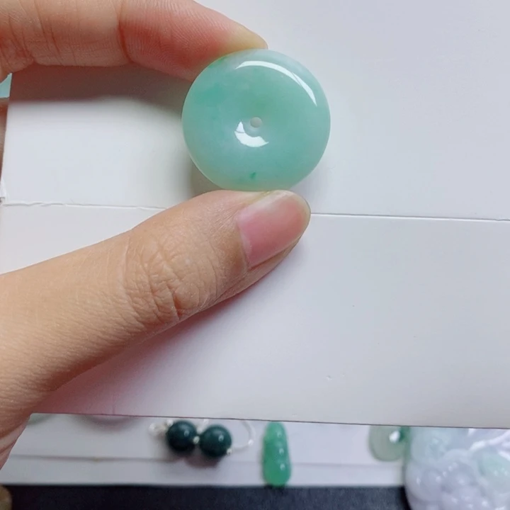 翡翠未镶嵌项圈翡翠平安扣