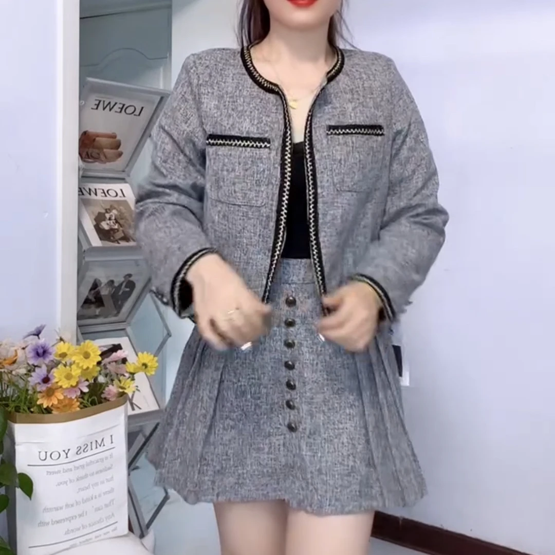 洋气减龄圆领小香风短外套搭配高腰时髦半身裙时尚百搭