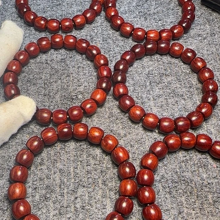 檀香紫檀（小叶紫檀）全陈化老料把件串发一条