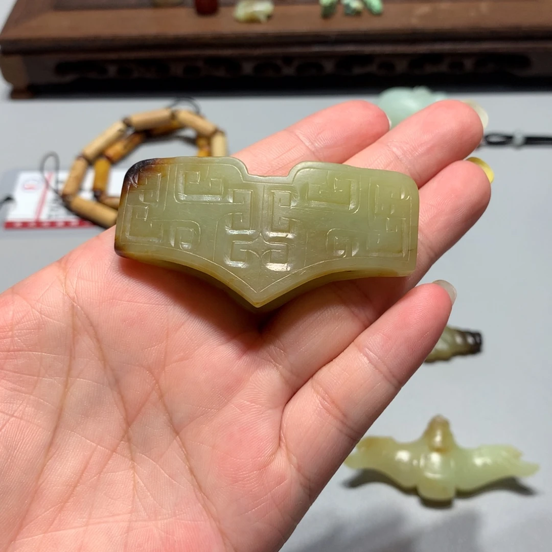 次***》和田玉（糖玉）未镶嵌颈饰