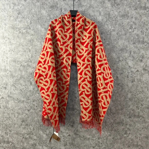 未使用 BURBERRY/博柏利 橘色满印TB羊绒披肩