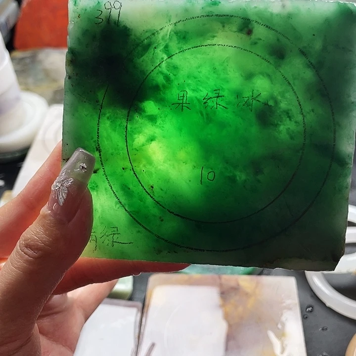 石英质玉未镶嵌手镯定制