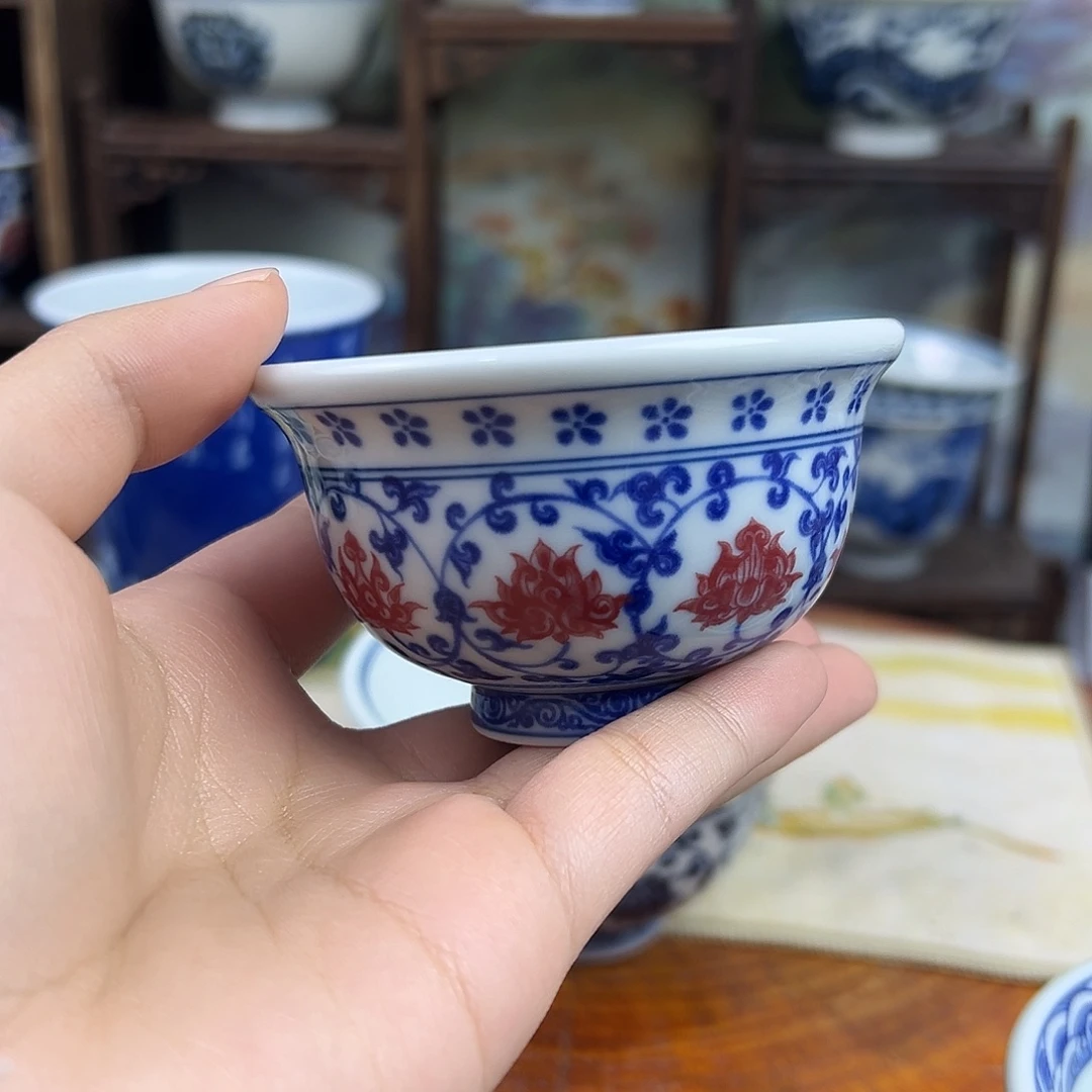 瓷其他缠枝莲釉里红小压手