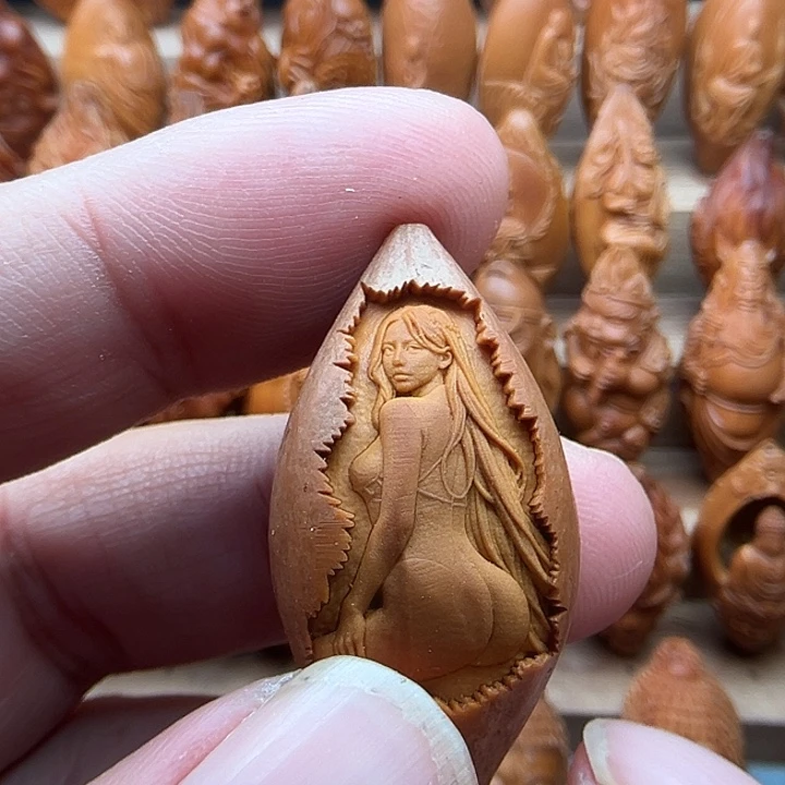 吊坠橄榄核20美女