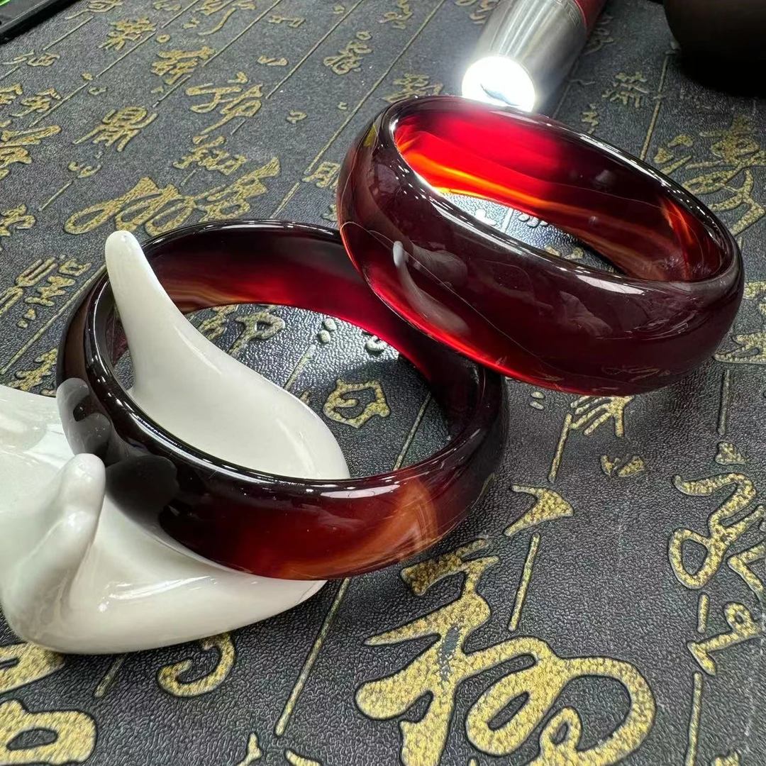 S7638 暗红桖灵參珀 玛瑙手镯-配礼盒-多样性发货只发一件