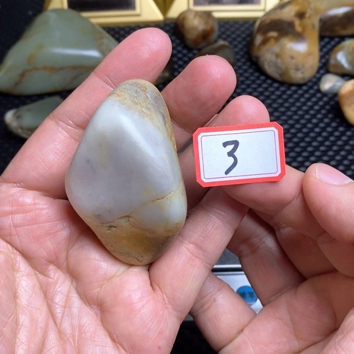 未镶嵌和田玉把件3