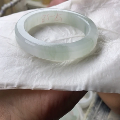 石英质玉手镯未镶嵌加工定制