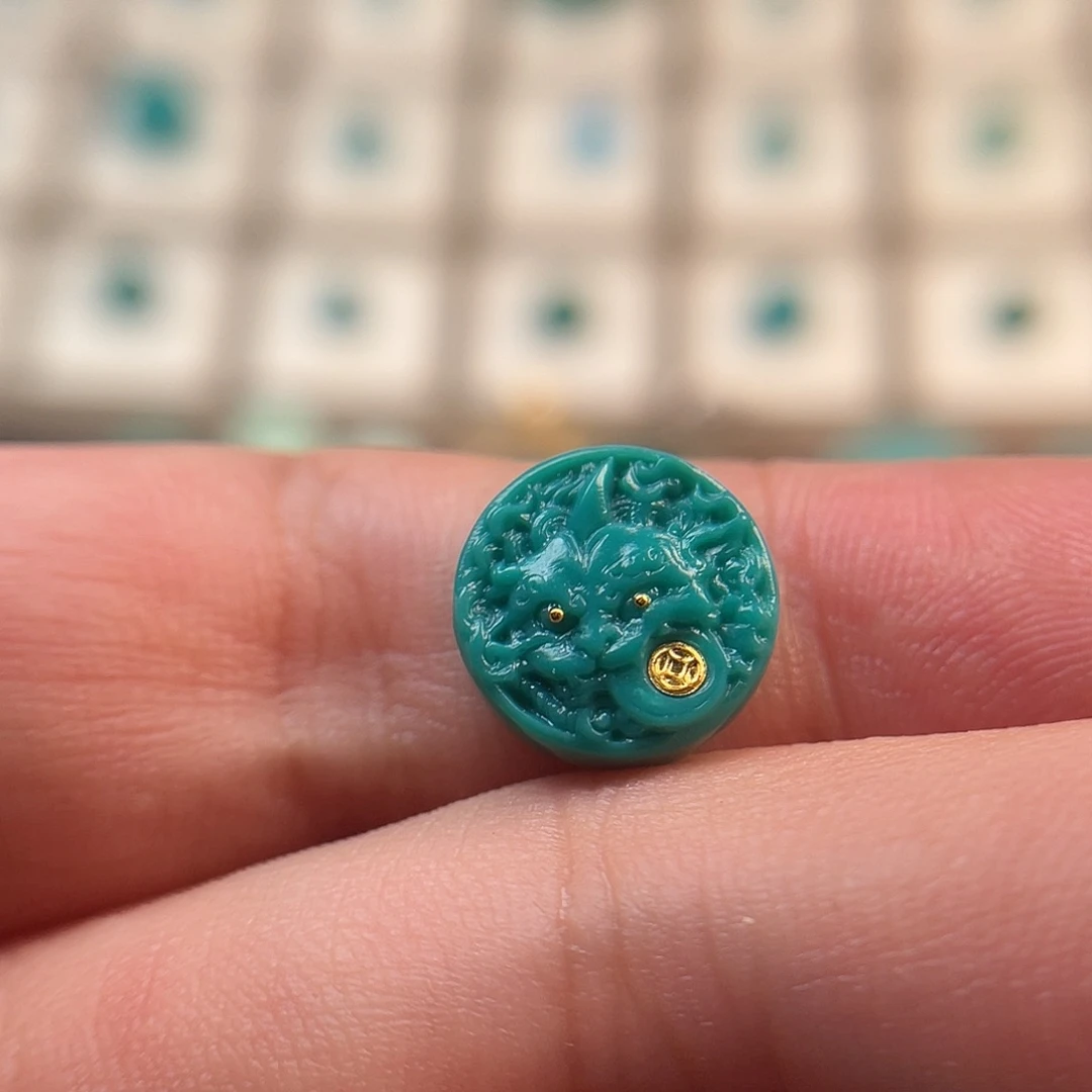 肆***风未镶嵌绿松石耳饰