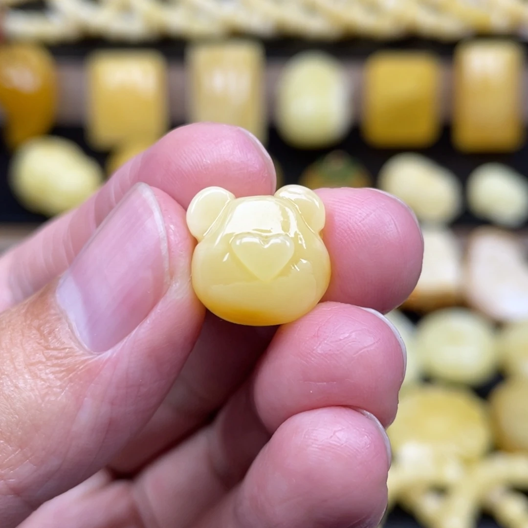 琥珀未镶嵌裸石琥珀蜜蜡