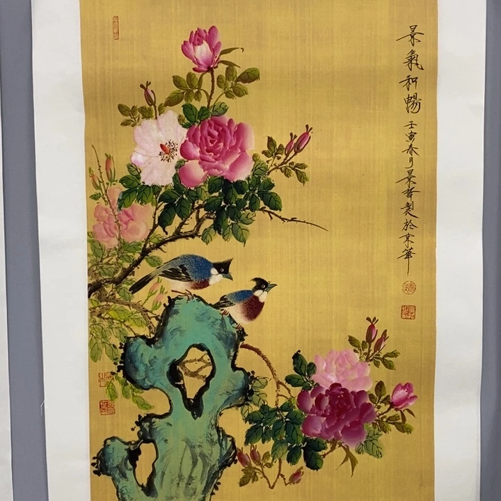 手绘作品等多种形式进行