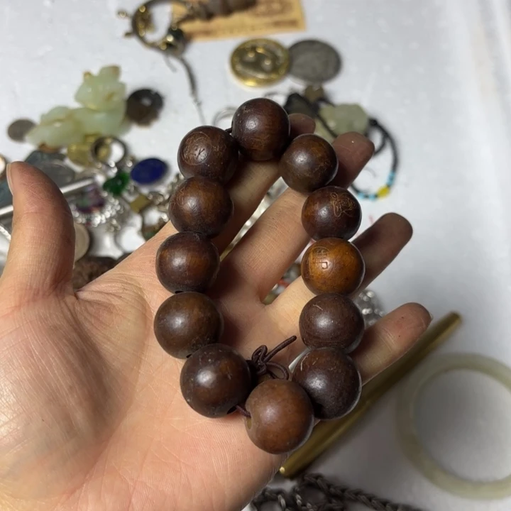 搁***浅树脂制品民俗物件手串配饰