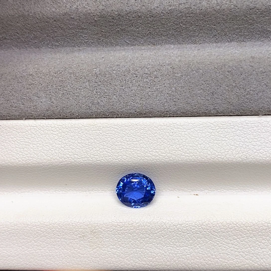 裸石蓝宝石1.75克拉天然矢车菊蓝宝石