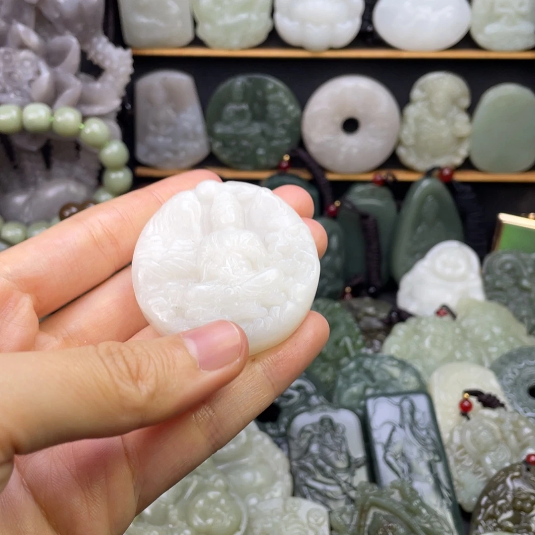 和田玉未镶嵌颈饰