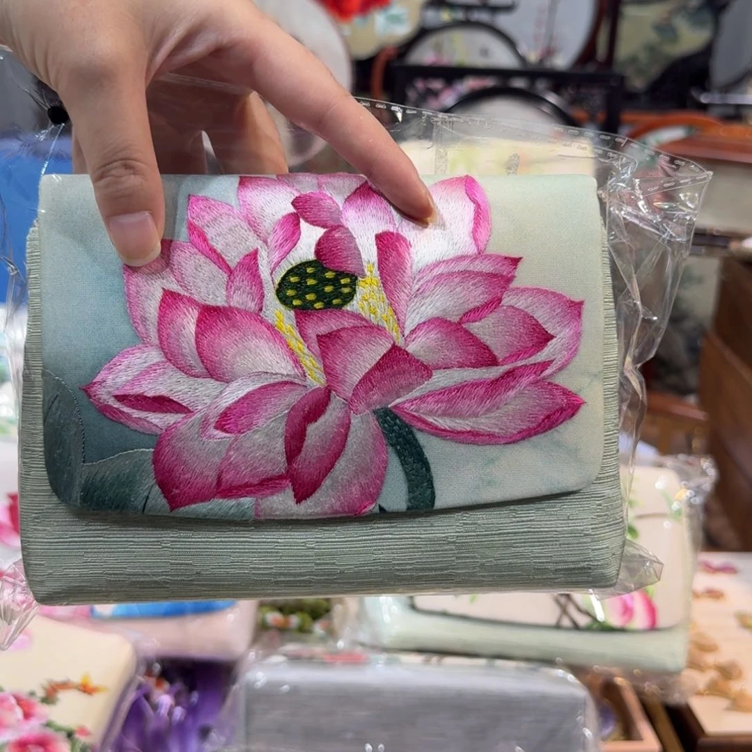 刺绣纯手工工艺品