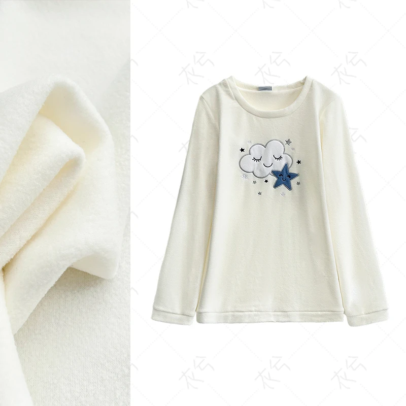 (衣兮卡通亲肤居家上衣)秋冬舒适绒感圆领保暖睡衣居家单上衣W