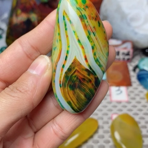未镶嵌玛瑙/玉髓珠宝奇石顶****！打孔不退不换