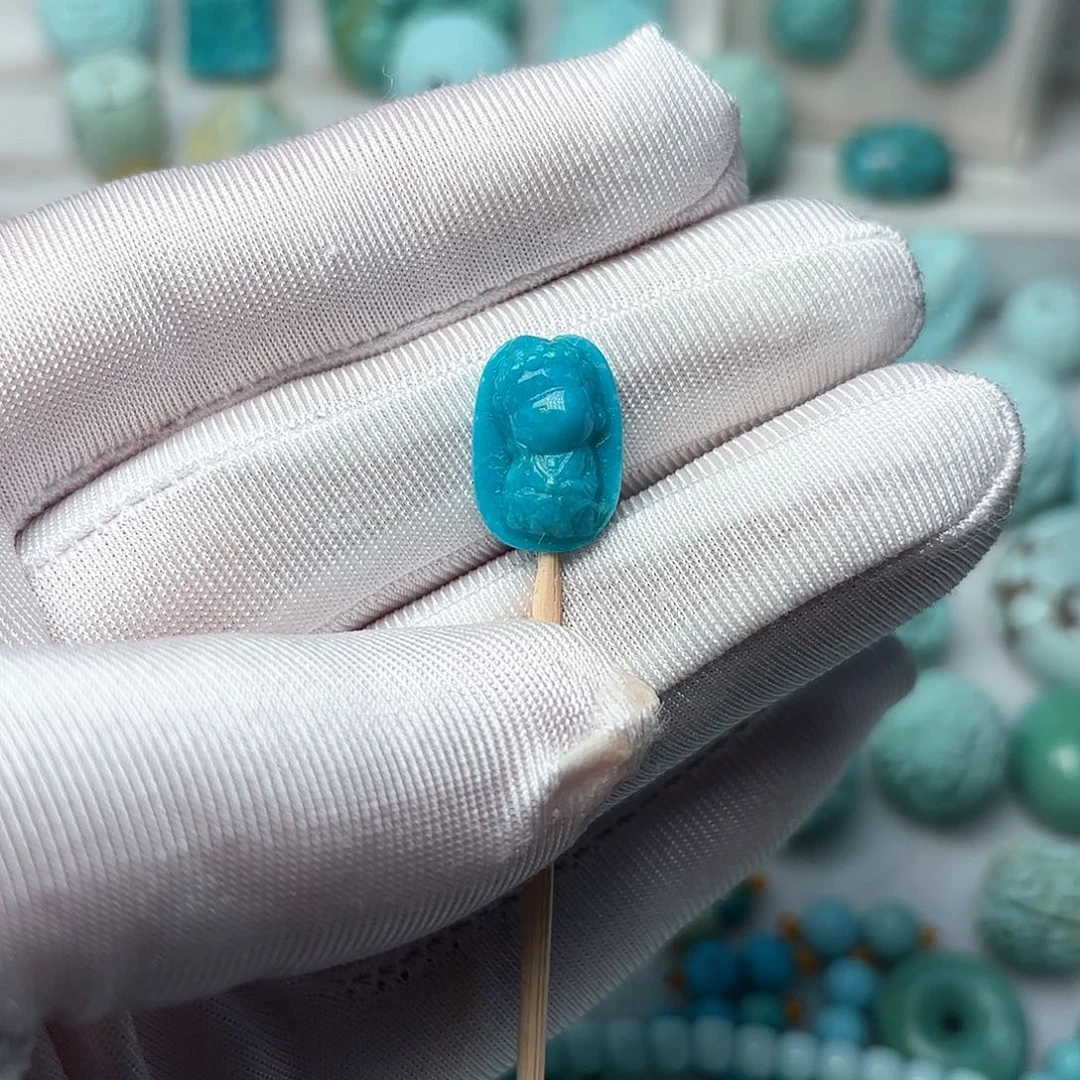 绿松石未镶嵌雕刻件雕刻件