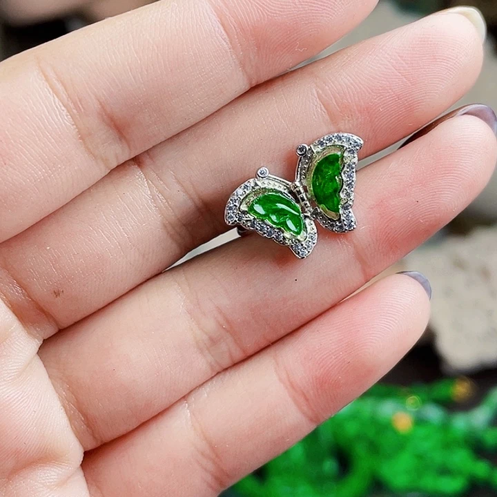 翡翠银S925镶嵌颈饰多样性