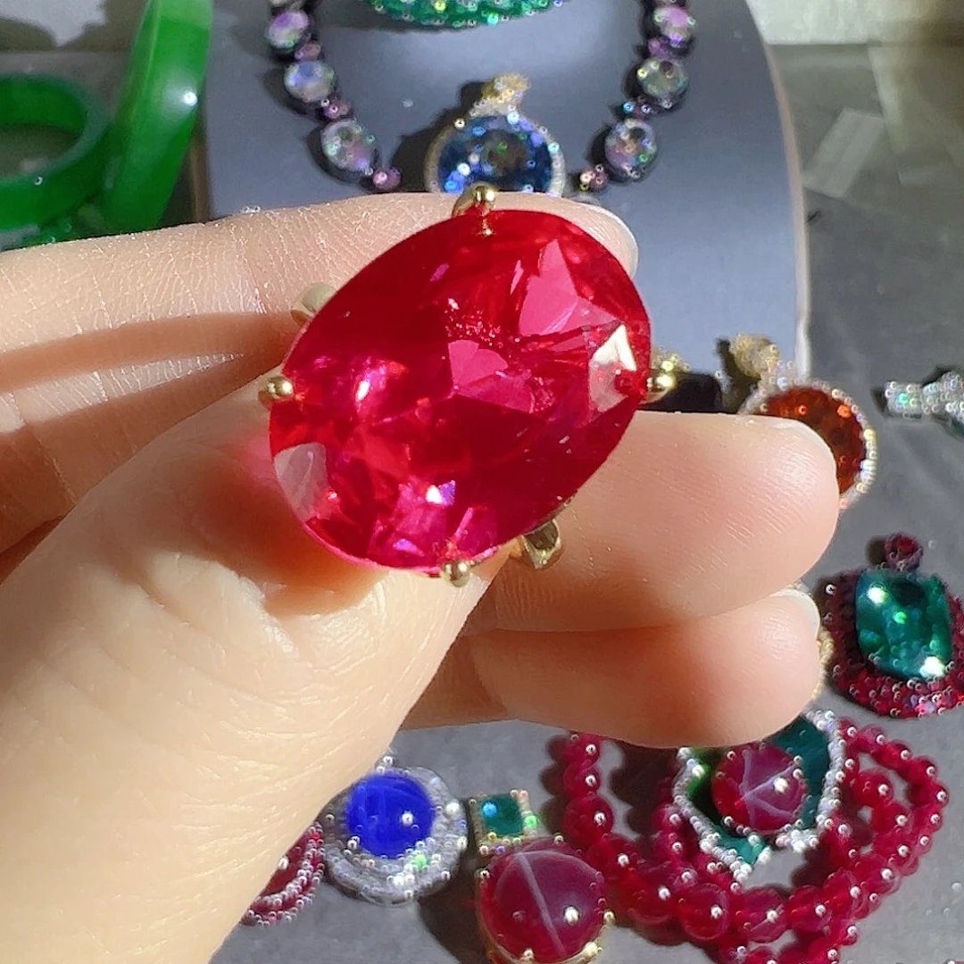 花岗石钨合金红色蓝色吊坠