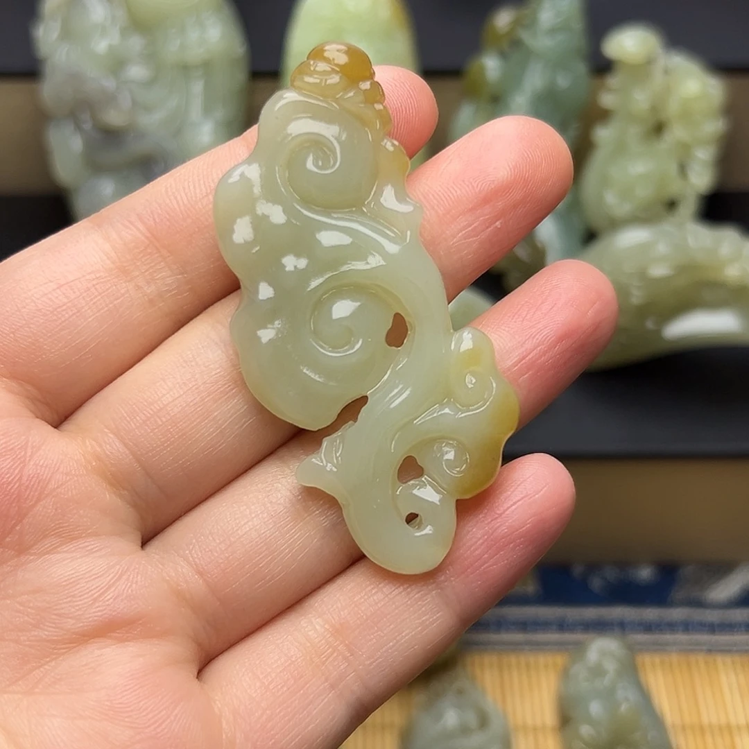 和田玉未镶嵌挂件