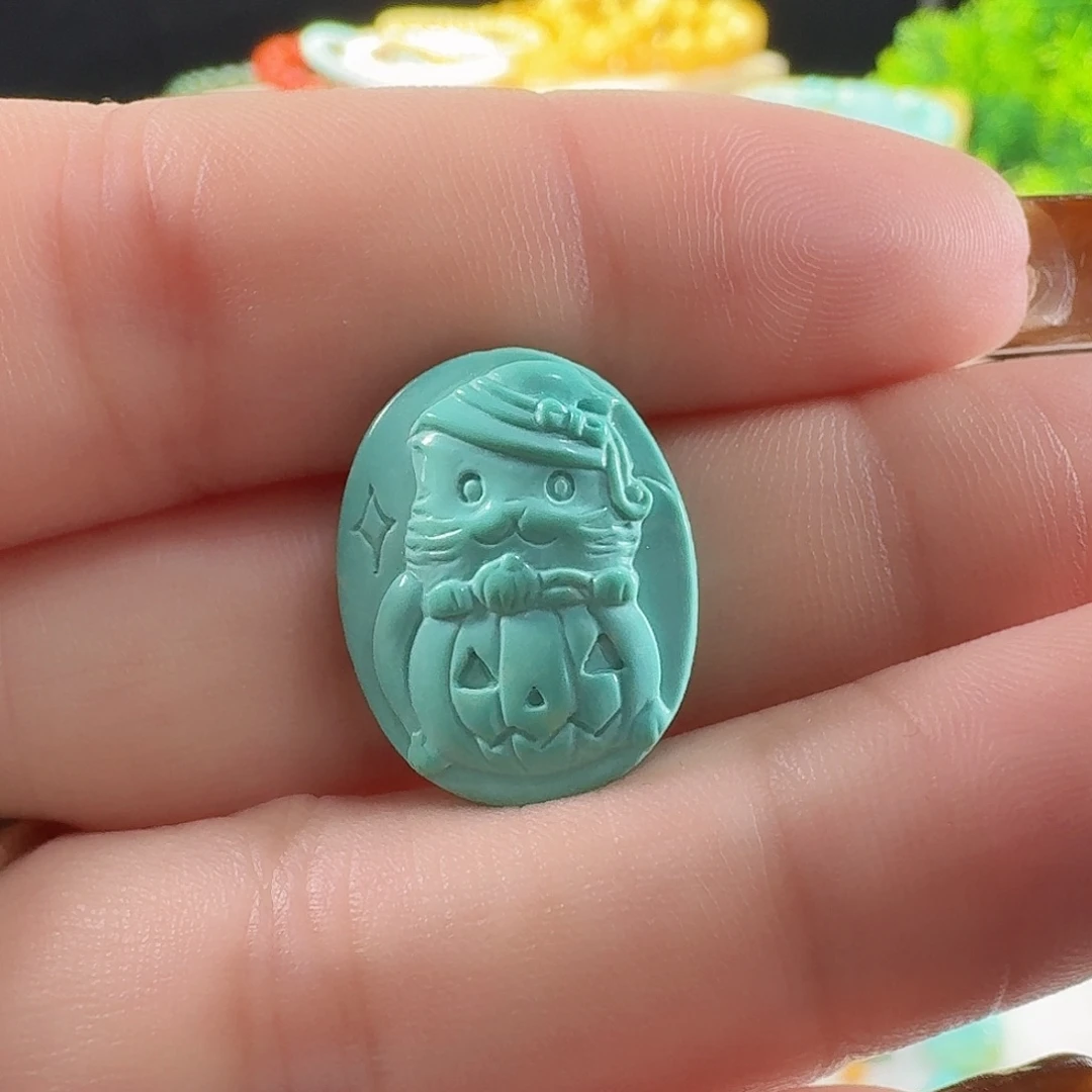 绿松石未镶嵌颈饰