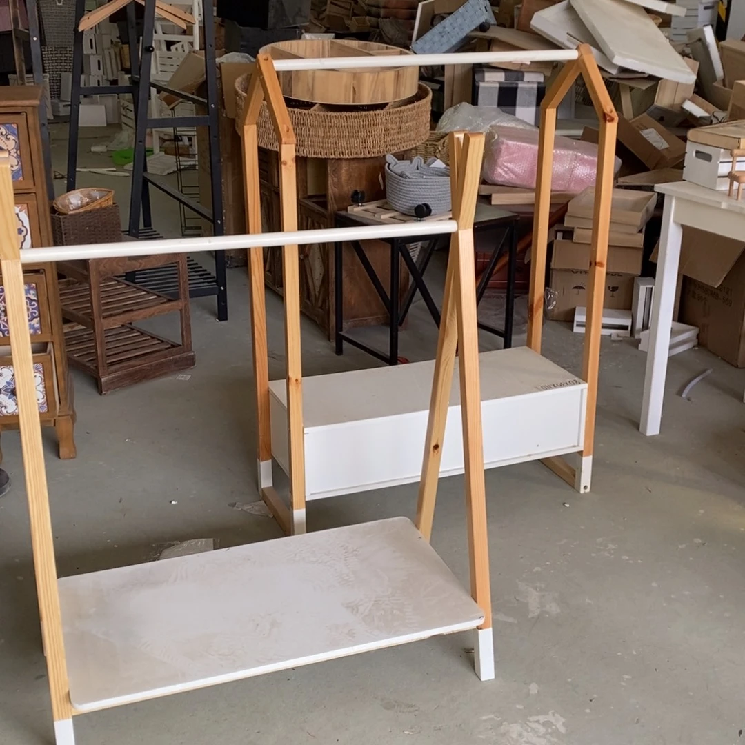 木这是编号057哈哈两个