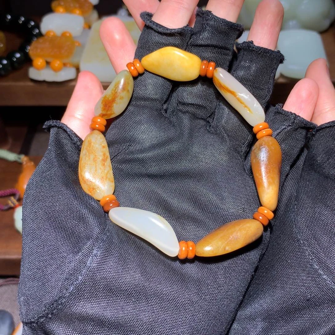 自***在手串未镶嵌和田玉不退价